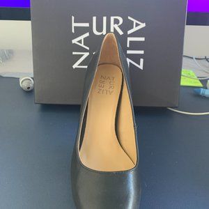 Naturalizer Berlin Platform Pump